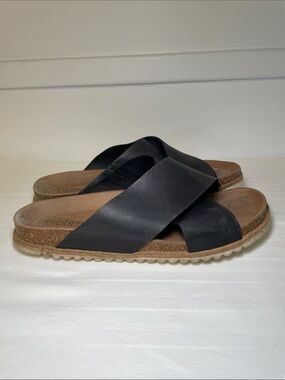 Biotime supportive criss cross leather slides sandals women’s size 10